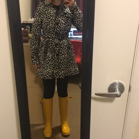 Black and White Cheetah Rain Jacket - Picture 2 of 5